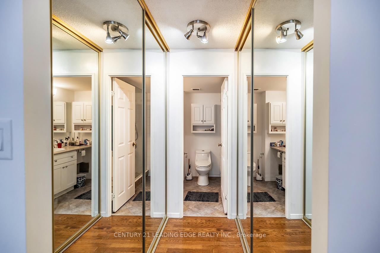 Photo 16 of Unit 1708, 75 Wynford Heights Crescent, North York, Banbury-Don Mills — HOMEH