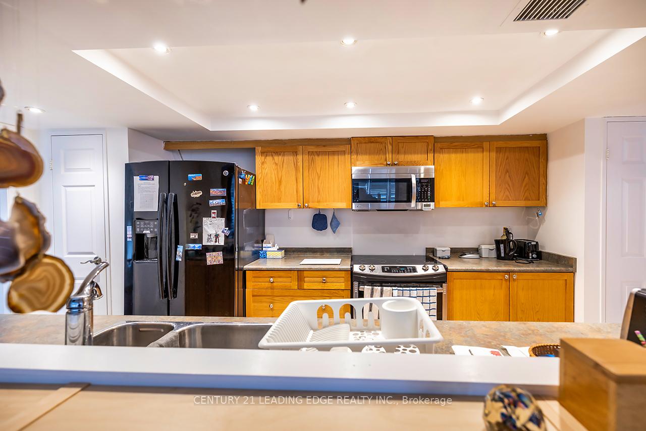 Photo 23 of Unit 1708, 75 Wynford Heights Crescent, North York, Banbury-Don Mills — HOMEH