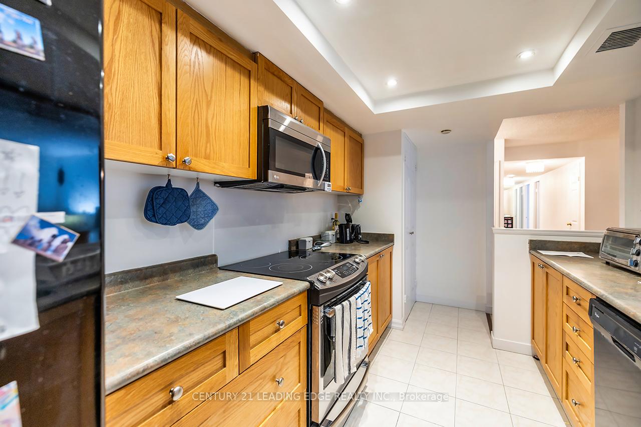 Photo 27 of Unit 1708, 75 Wynford Heights Crescent, North York, Banbury-Don Mills — HOMEH