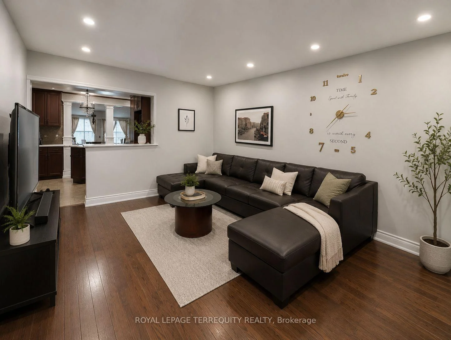 Photo 8 of 235 Barkley Crescent, Oshawa, Vanier — HOMEH