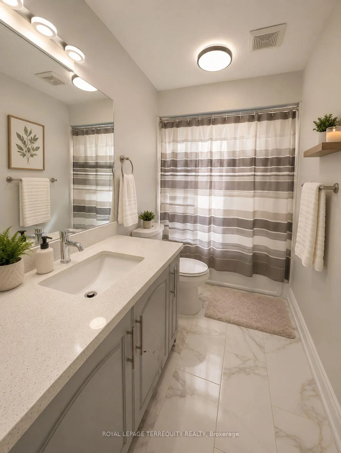 Photo 13 of 235 Barkley Crescent, Oshawa, Vanier — HOMEH
