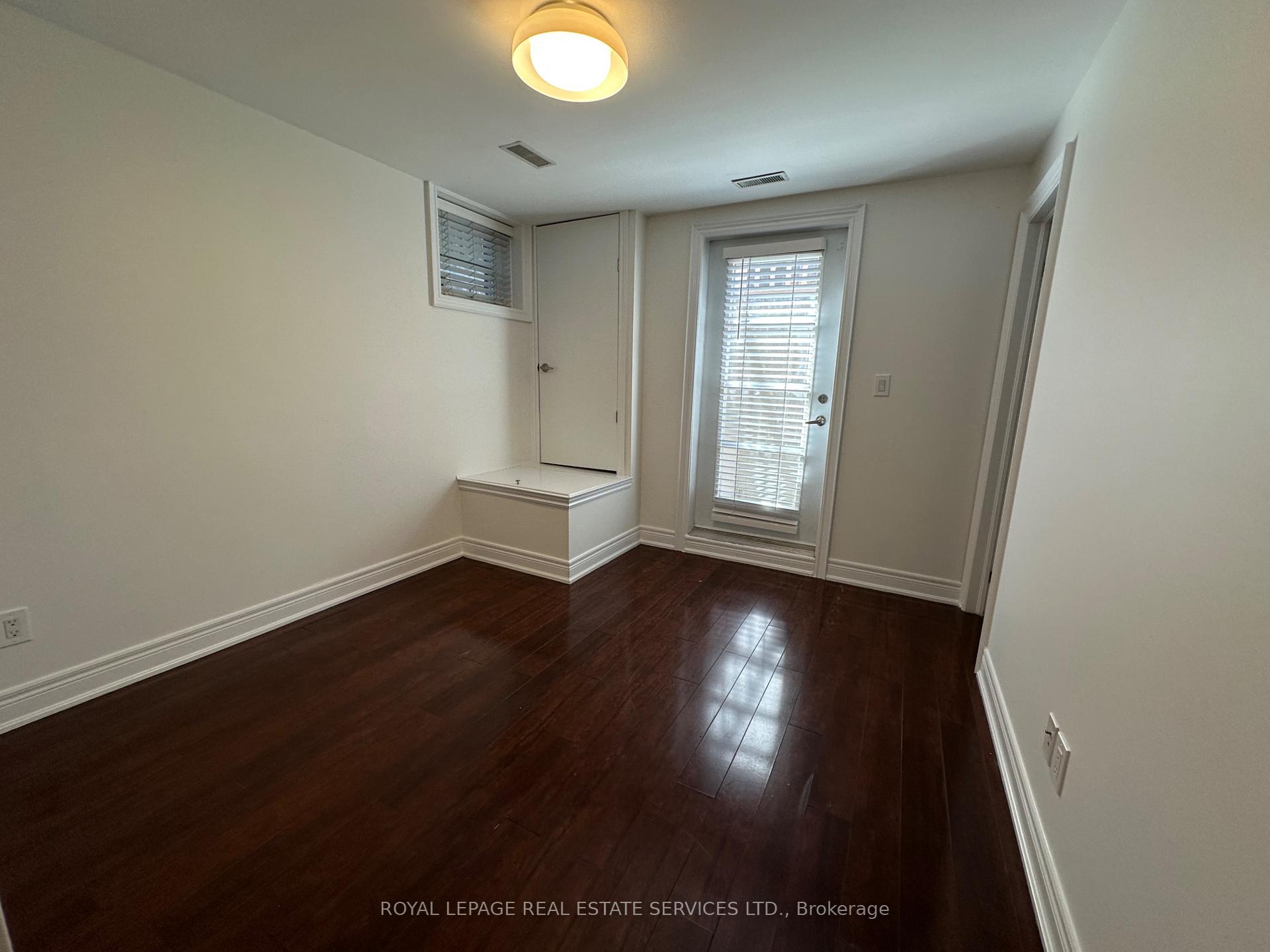 Photo 15 of Unit lower, 87 Lawrence Avenue W, Toronto, Lawrence Park South — HOMEH