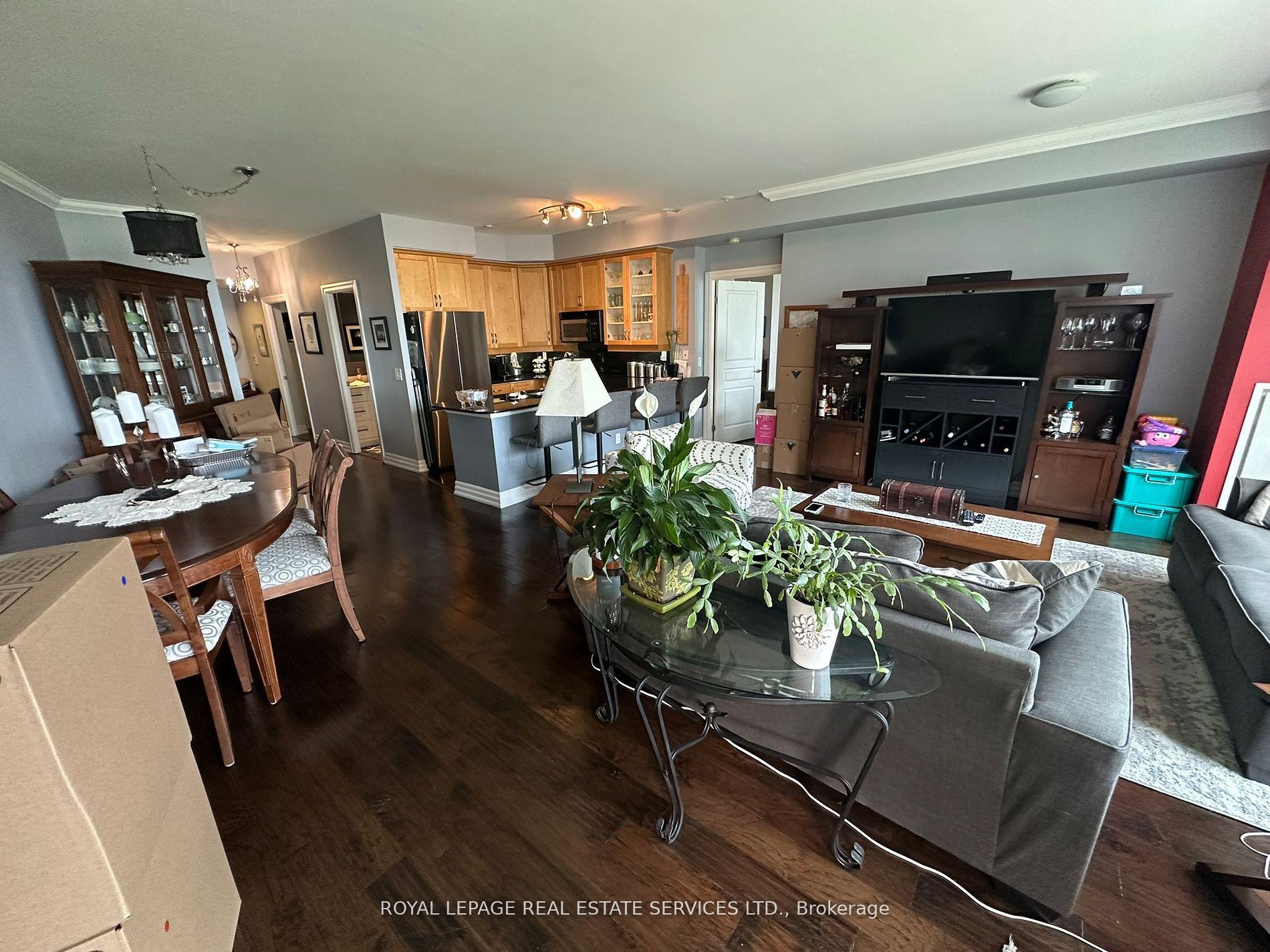 Photo 7 of Unit 511, 2083 Lake Shore Boulevard W, Etobicoke, Mimico — HOMEH