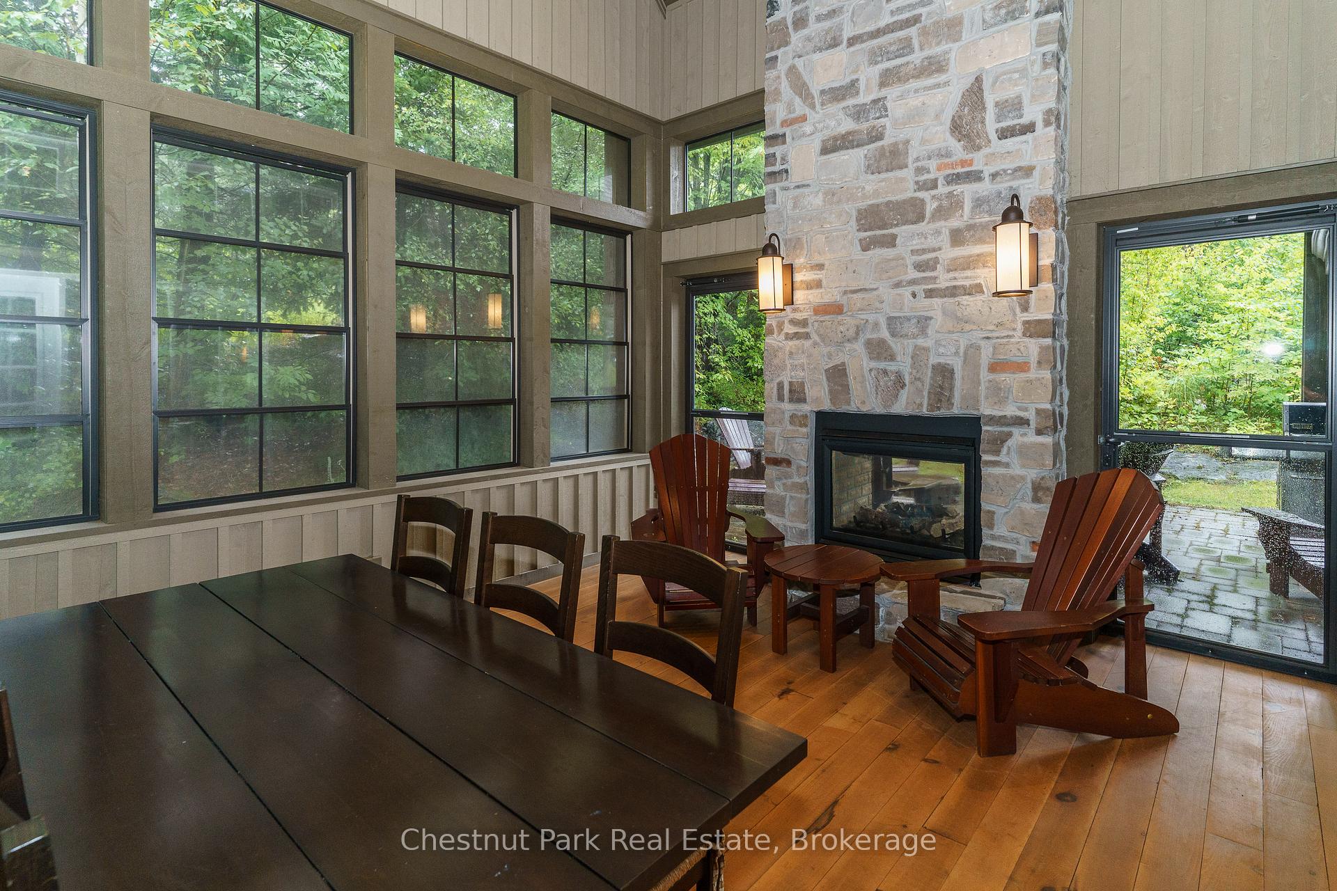 Photo 10 of 501 Glen Abbey Way E, Seguin — HOMEH