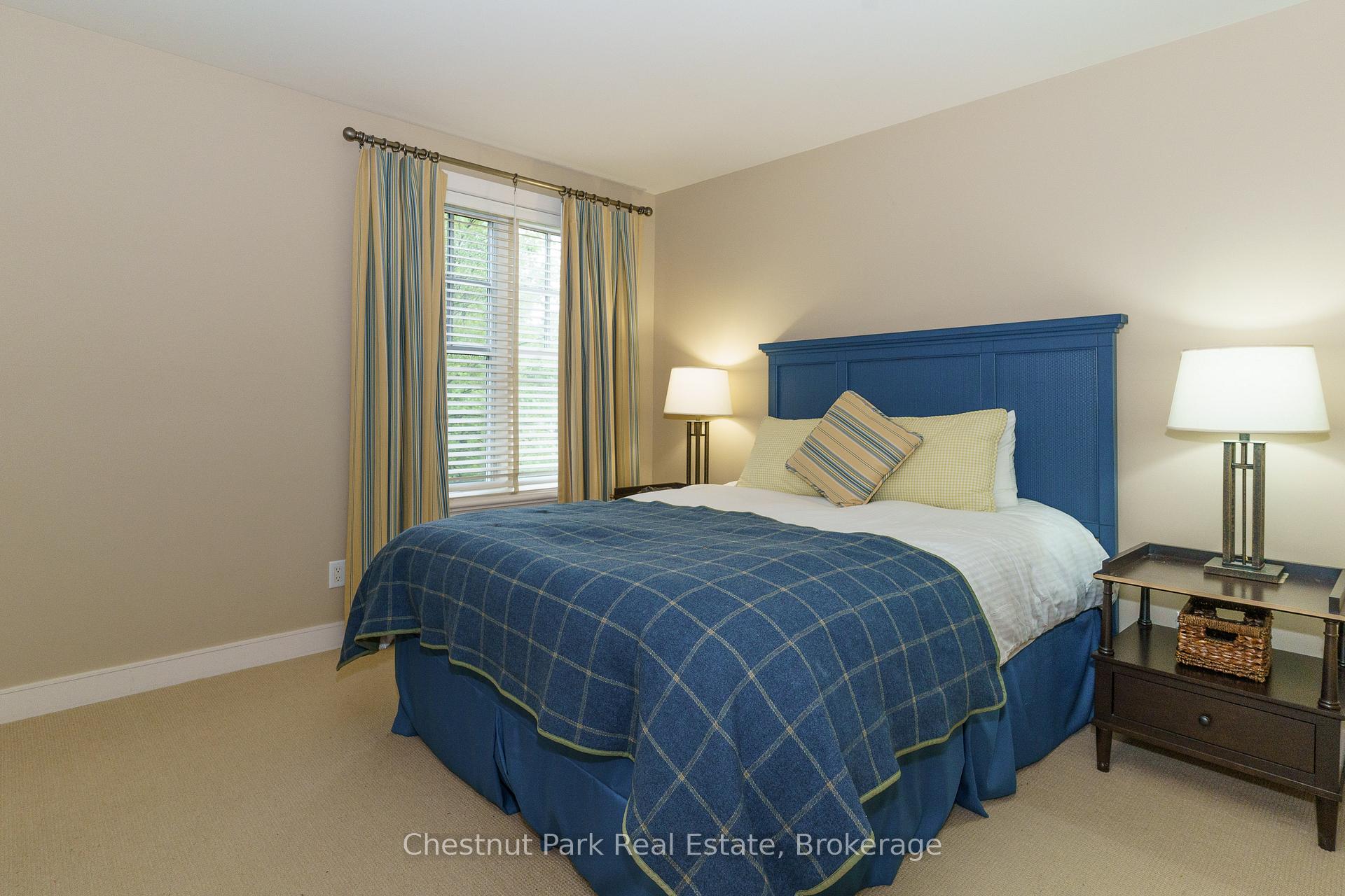 Photo 16 of 501 Glen Abbey Way E, Seguin — HOMEH