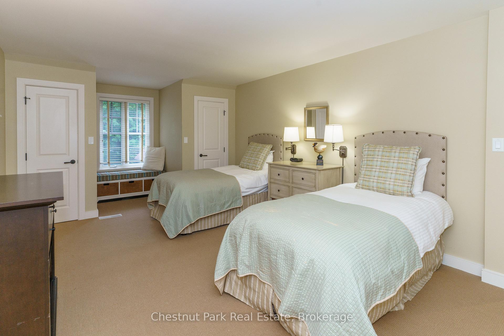 Photo 19 of 501 Glen Abbey Way E, Seguin — HOMEH