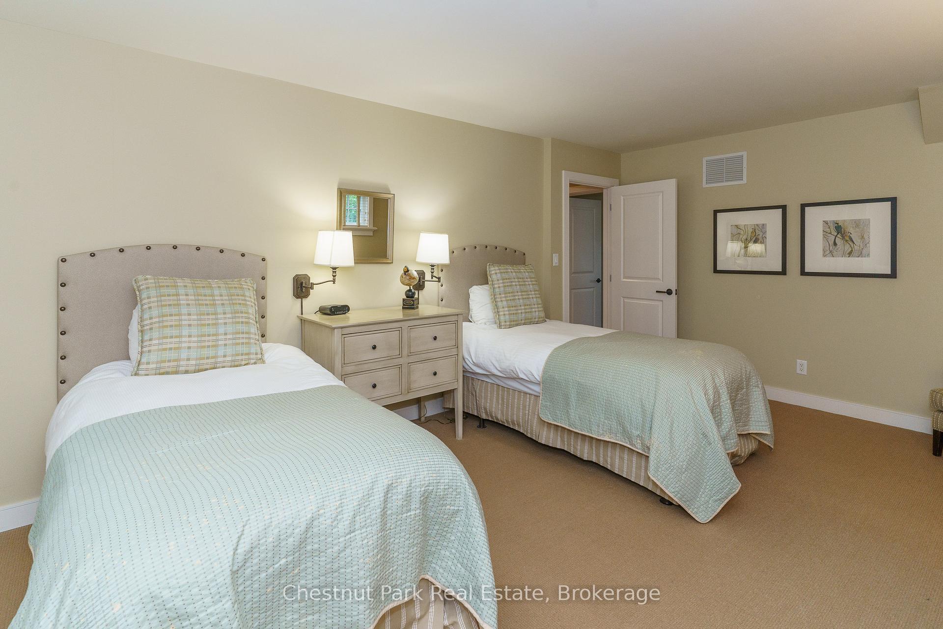 Photo 20 of 501 Glen Abbey Way E, Seguin — HOMEH