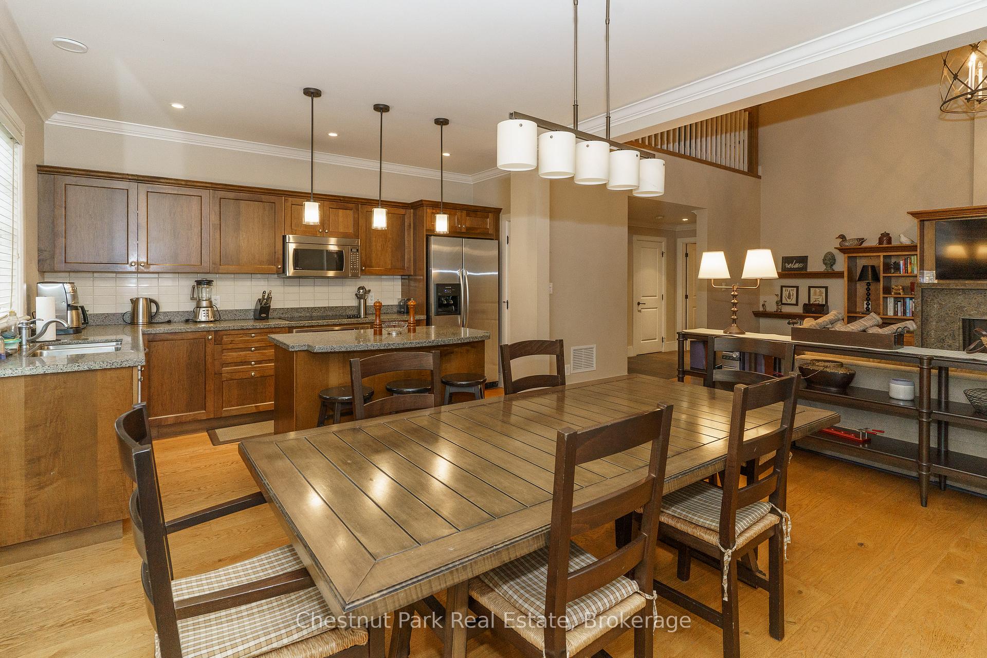 Photo 31 of 501 Glen Abbey Way E, Seguin — HOMEH