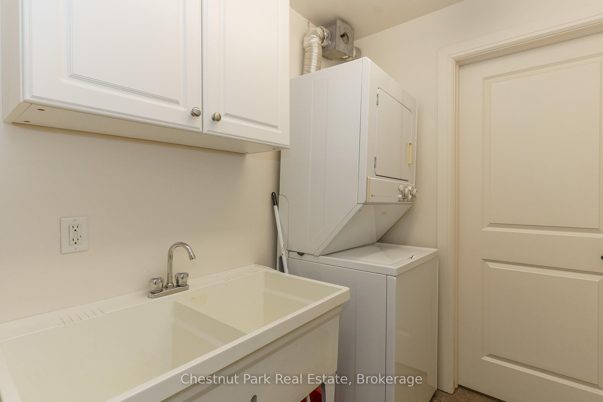 Photo 38 of 501 Glen Abbey Way E, Seguin — HOMEH