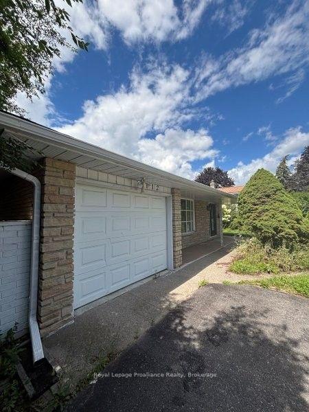 Photo 2 of 112 Sidney Street, Belleville, Belleville Ward — HOMEH