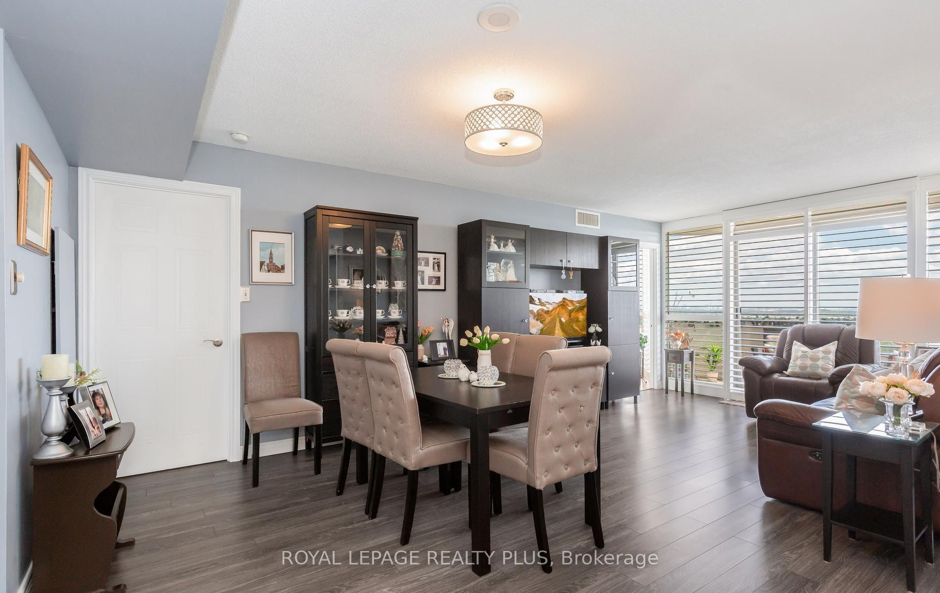 Photo 9 of Unit 1610, 20 Mcfarlane Drive, Halton Hills, Georgetown — HOMEH