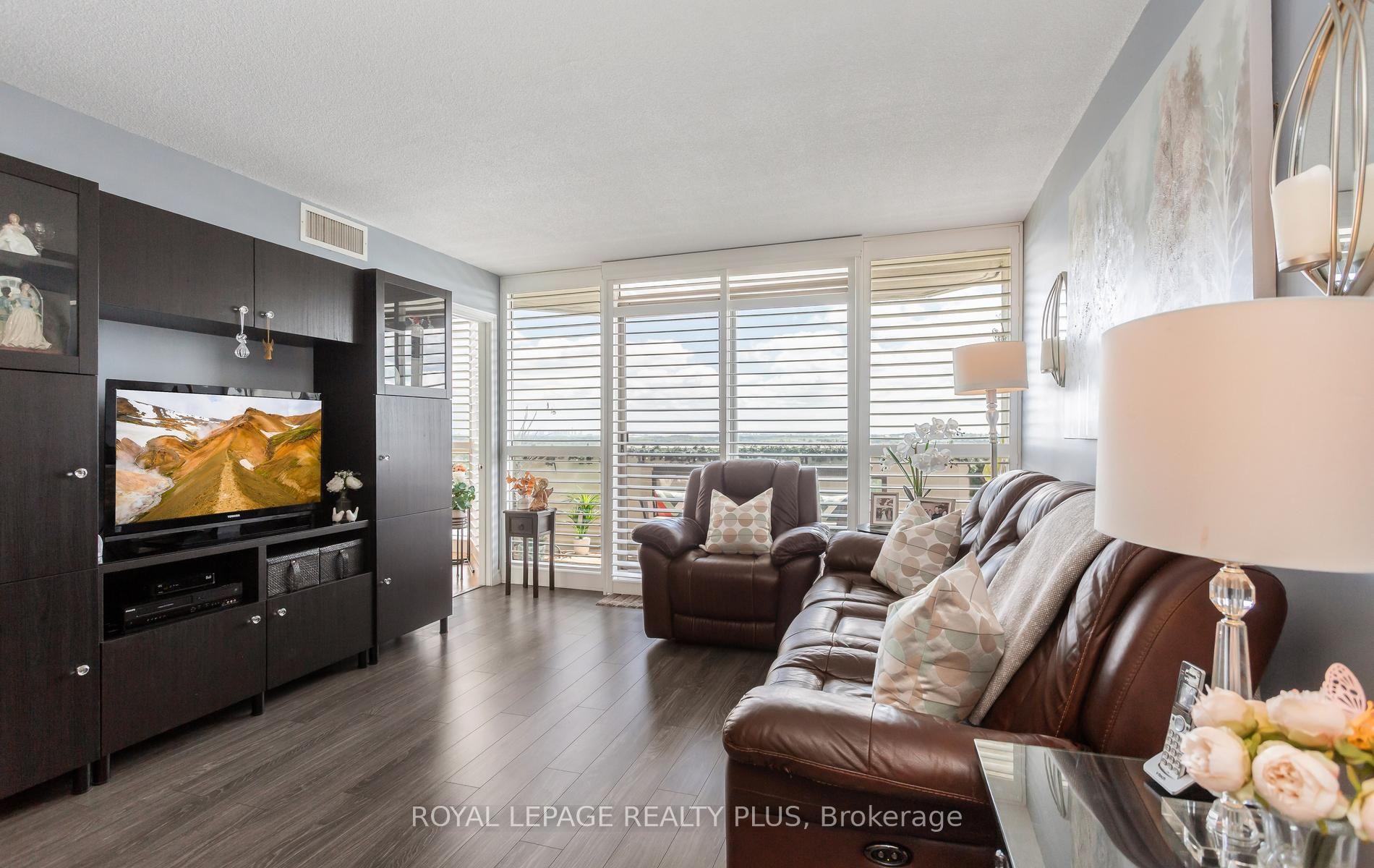 Photo 12 of Unit 1610, 20 Mcfarlane Drive, Halton Hills, Georgetown — HOMEH