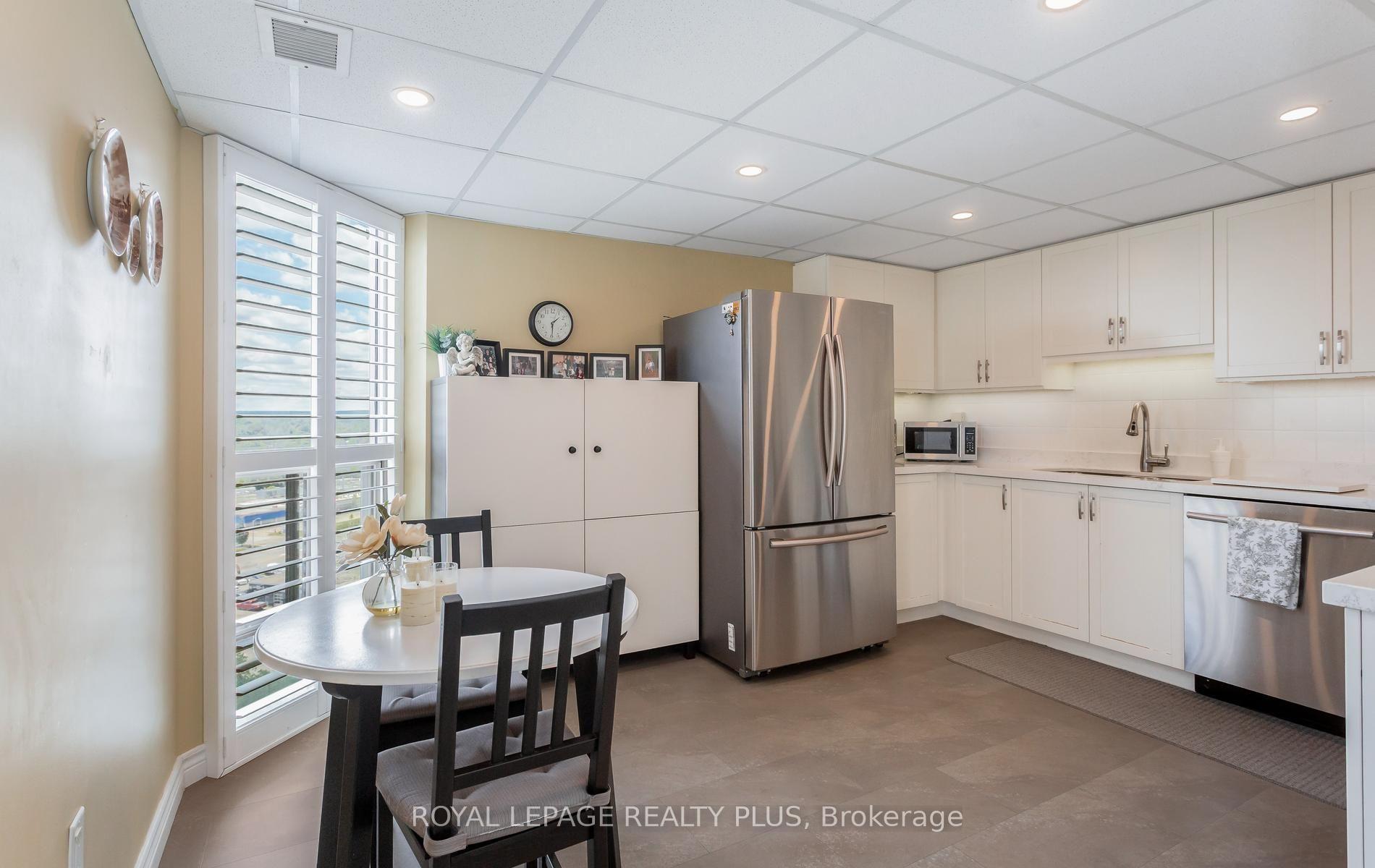 Photo 14 of Unit 1610, 20 Mcfarlane Drive, Halton Hills, Georgetown — HOMEH