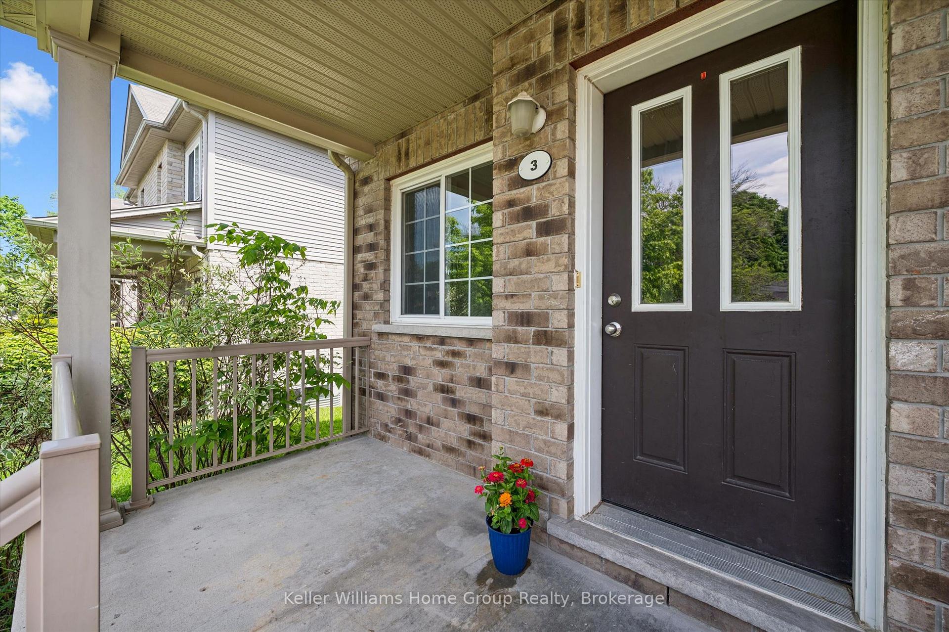 Photo 4 of Unit 3, 35 Mountford Drive, Guelph, Grange Road — HOMEH