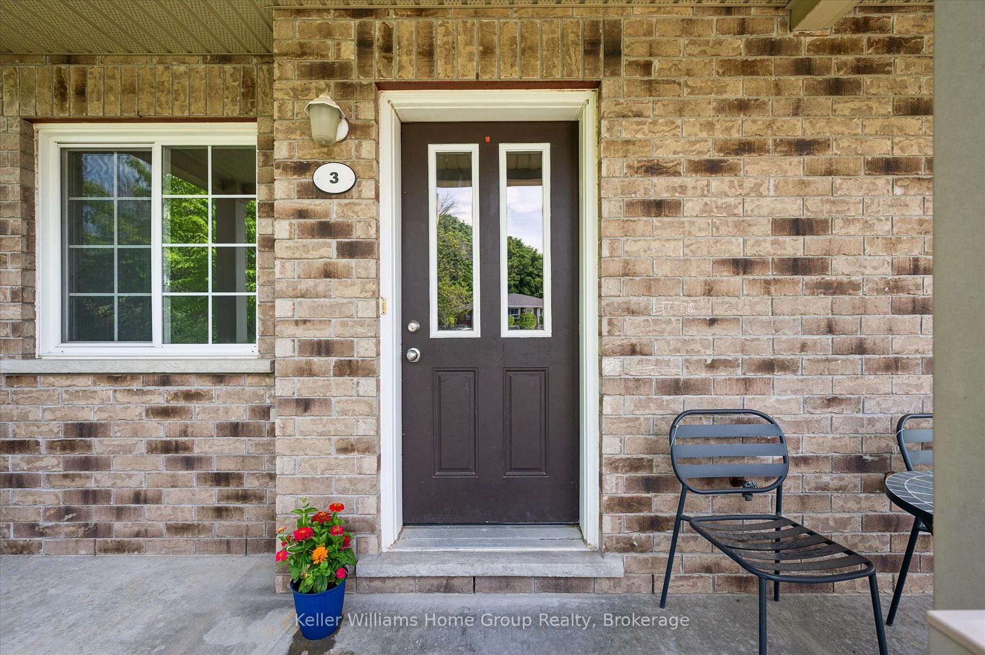 Photo 6 of Unit 3, 35 Mountford Drive, Guelph, Grange Road — HOMEH