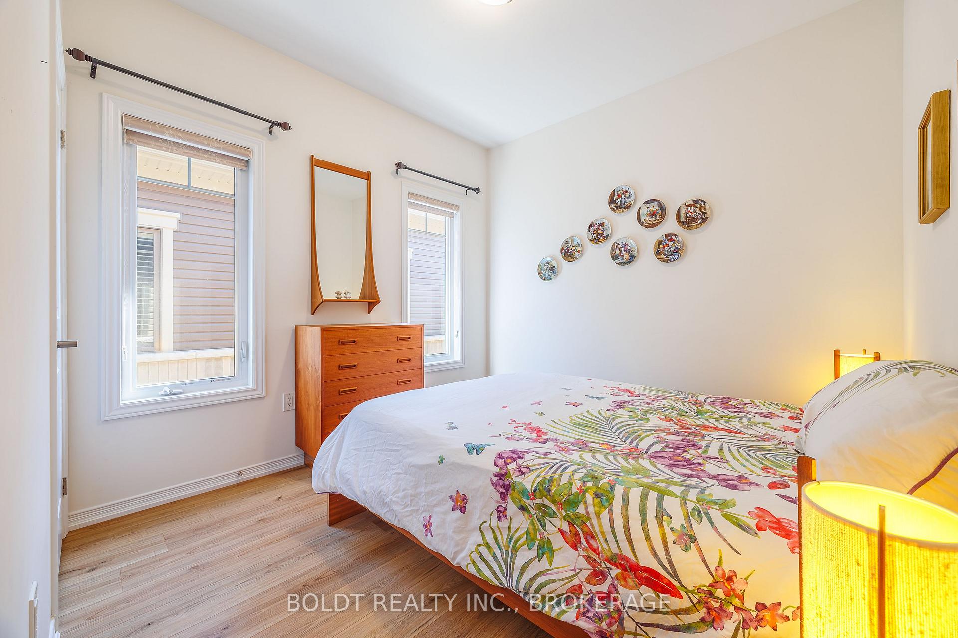 Photo 17 of 35 Cosmopolitan Common, St. Catharines, Carlton/Bunting — HOMEH