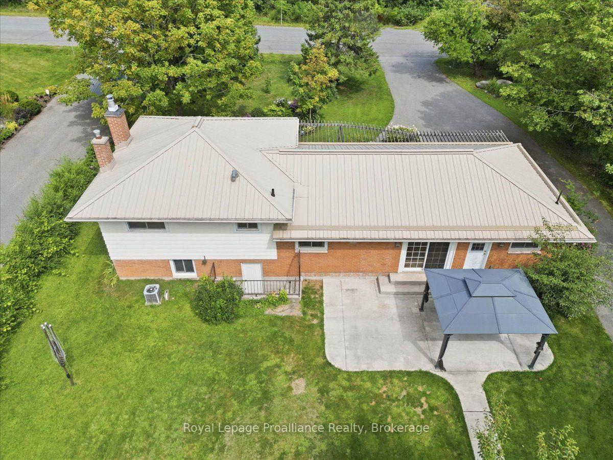 Photo 23 of 171 Aikins Road, Quinte West, Sidney Ward — HOMEH