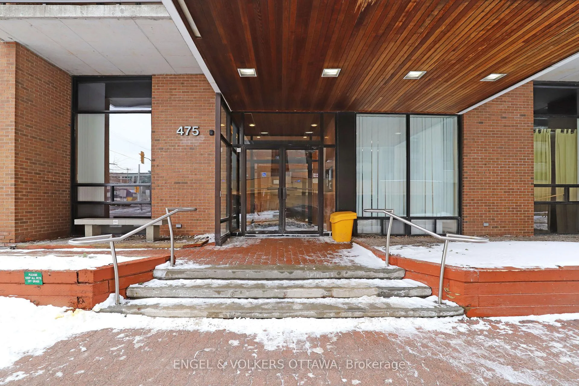 Photo 2 of Unit 708, 475 Laurier Avenue W, Ottawa, Ottawa Centre — HOMEH