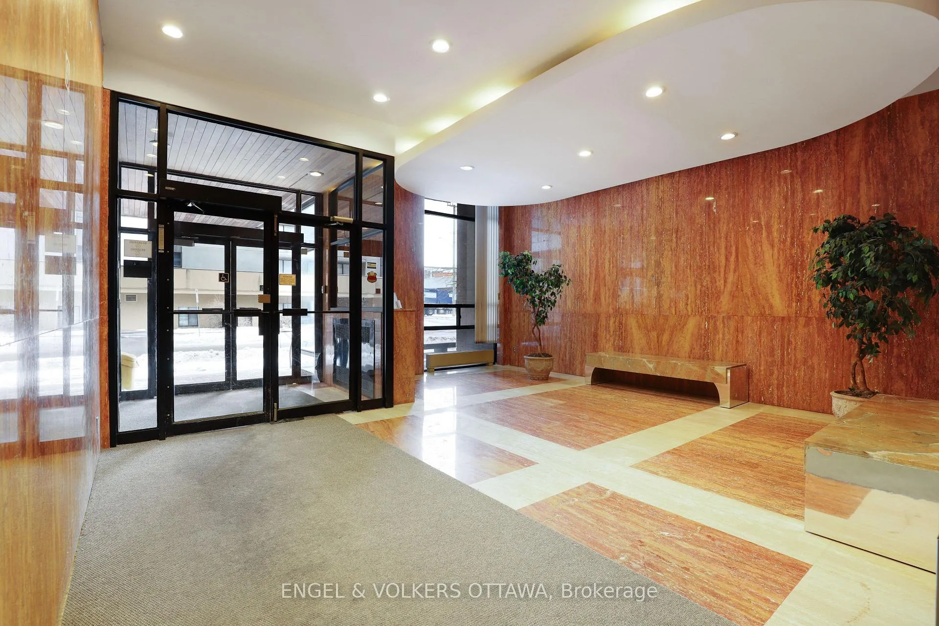 Photo 3 of Unit 708, 475 Laurier Avenue W, Ottawa, Ottawa Centre — HOMEH