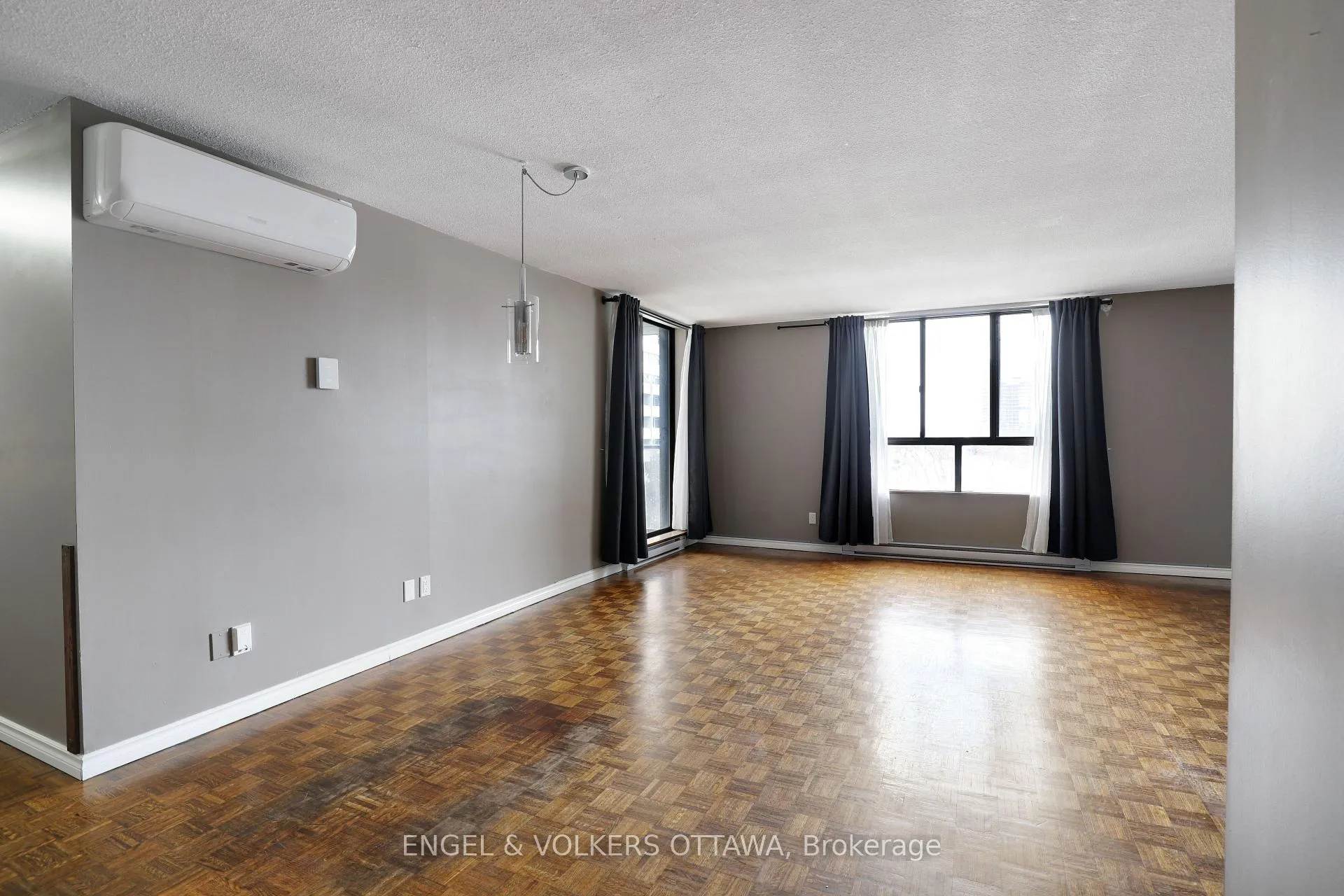 Photo 6 of Unit 708, 475 Laurier Avenue W, Ottawa, Ottawa Centre — HOMEH
