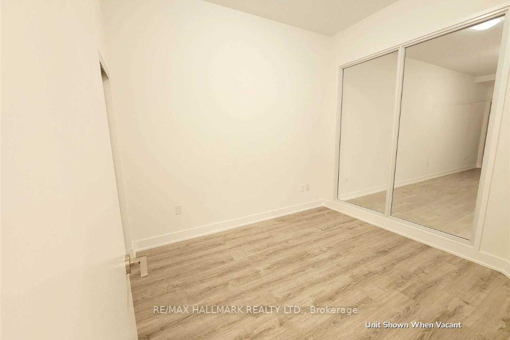 Photo 8 of Unit 922, 30 Shore Breeze Drive, Etobicoke, Mimico — HOMEH
