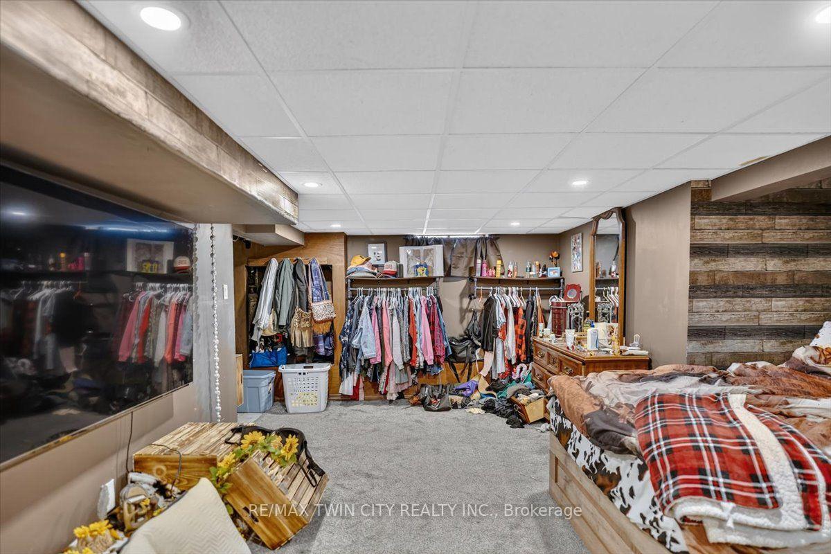 Photo 36 of 60 Park Road N, Brantford, Eagle Place — HOMEH