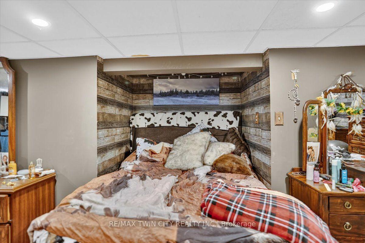 Photo 44 of 60 Park Road N, Brantford, Eagle Place — HOMEH