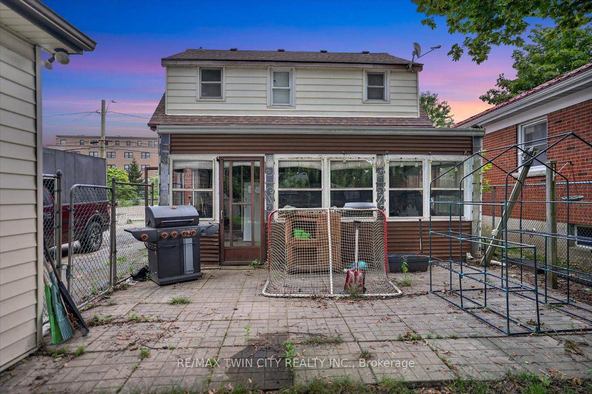 Photo 67 of 60 Park Road N, Brantford, Eagle Place — HOMEH