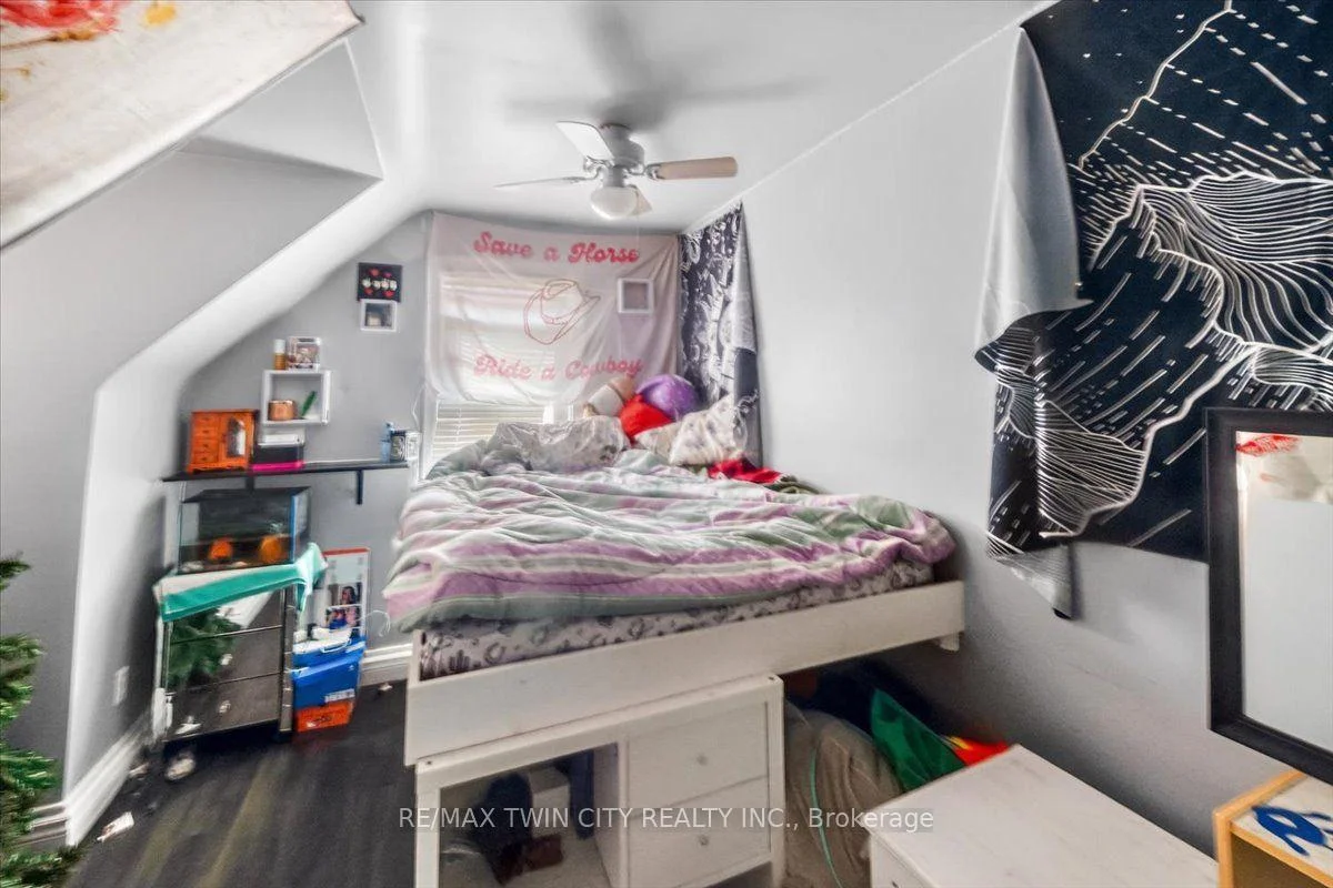 Photo 16 of 60 Park Road N, Brantford, Eagle Place — HOMEH