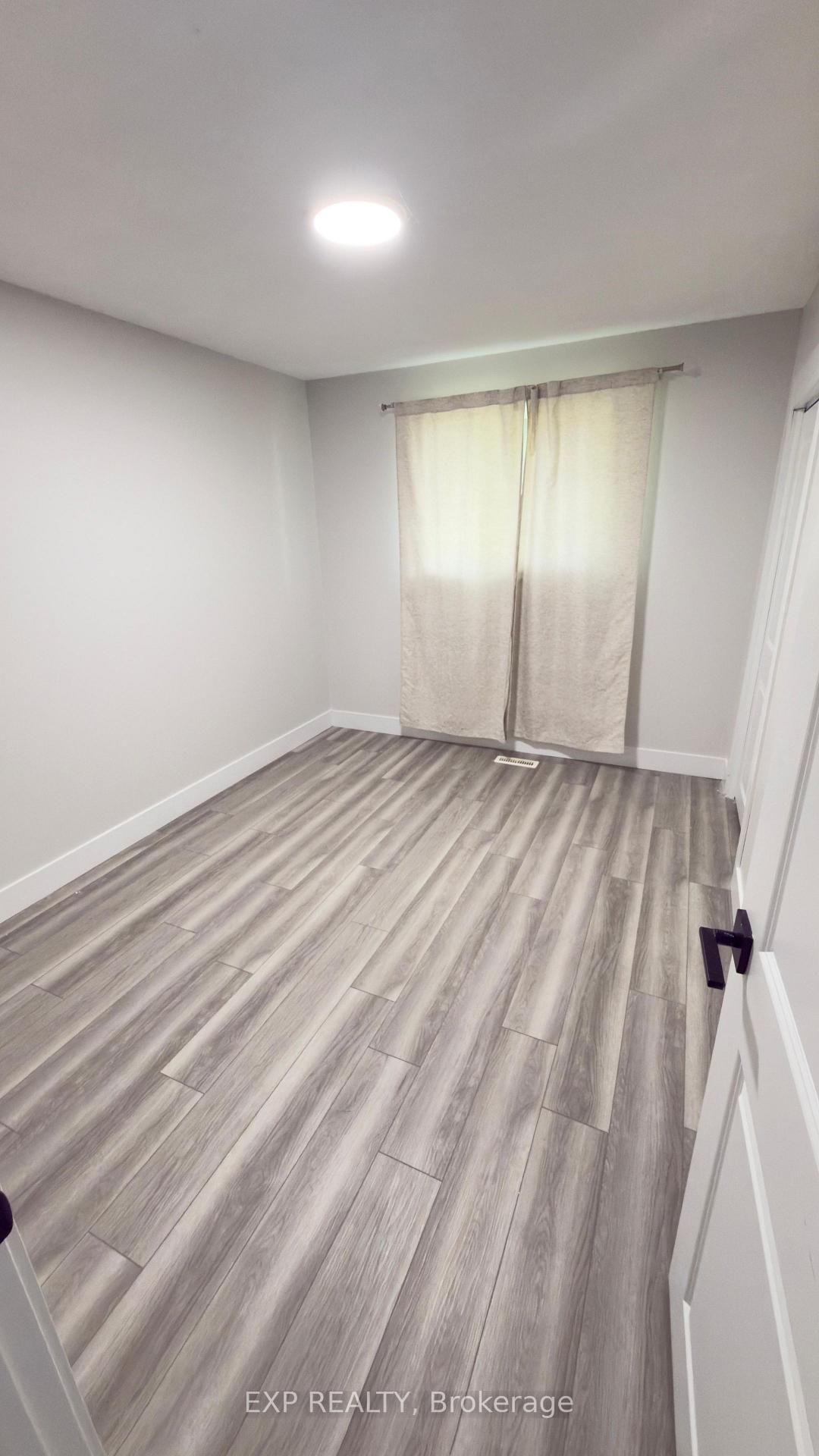 Photo 19 of Unit Upper, 74 Almond Road, London, South T — HOMEH