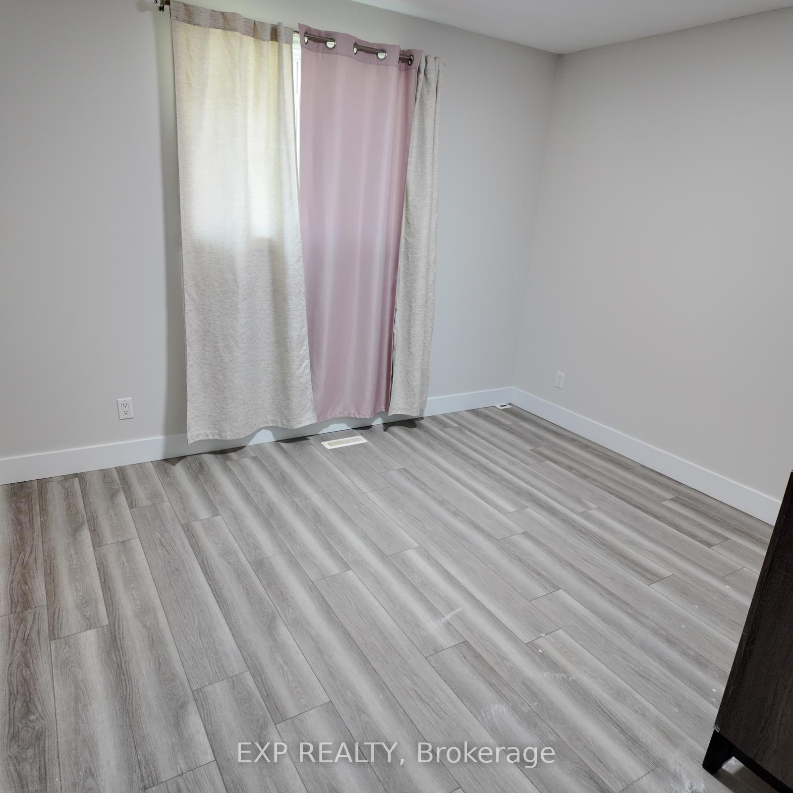 Photo 22 of Unit Upper, 74 Almond Road, London, South T — HOMEH