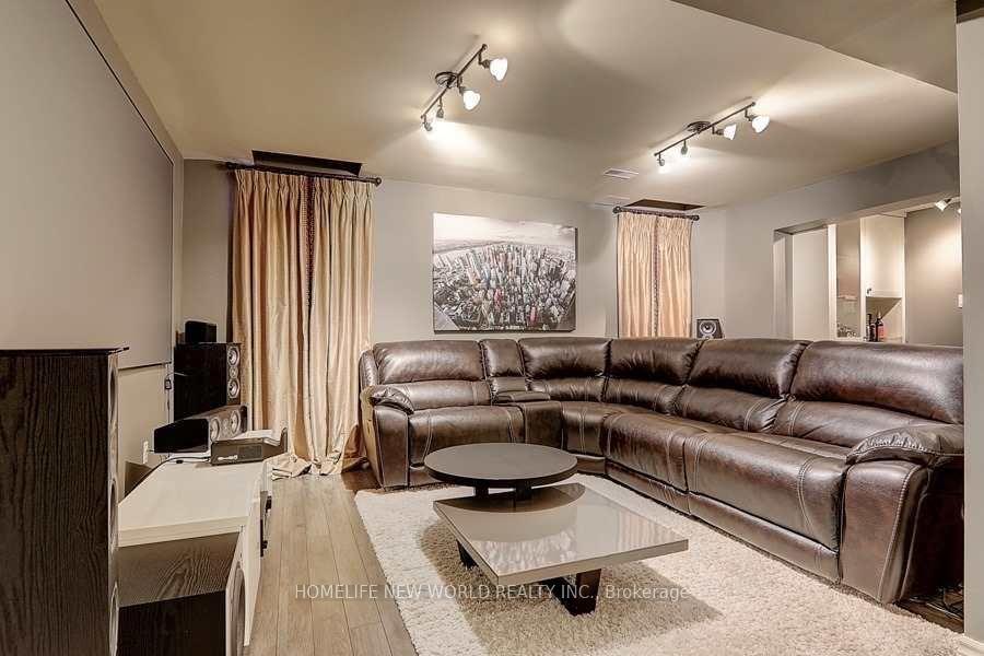 Photo 28 of 59 Albright Crescent, Richmond Hill, Jefferson — HOMEH