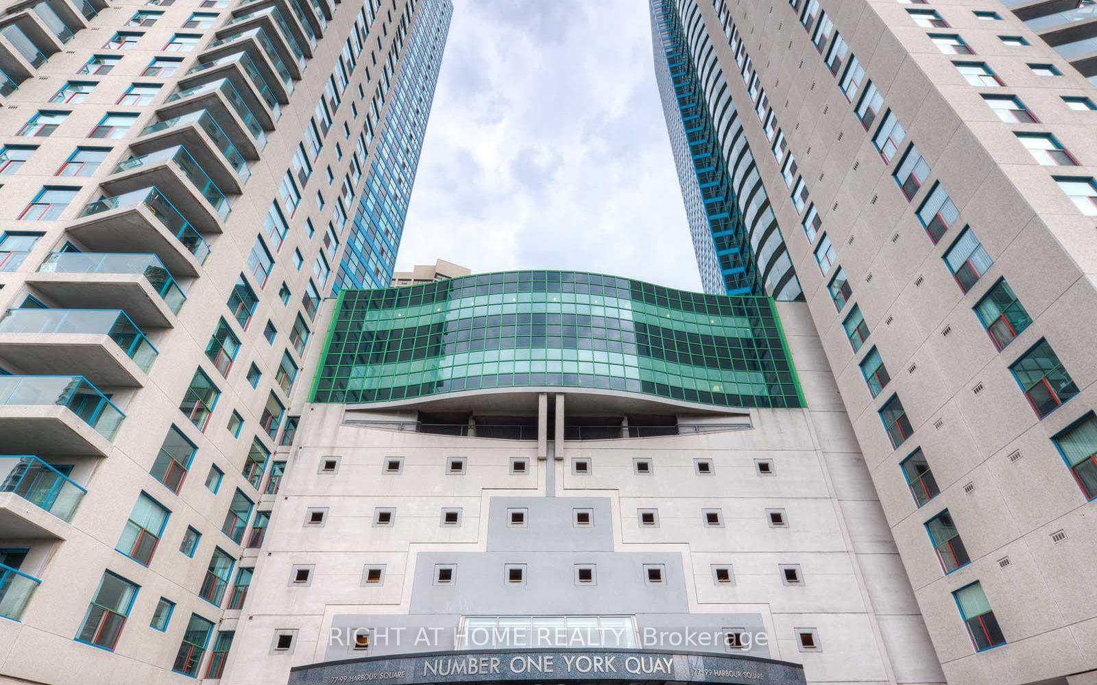 Photo 1 of Unit 2012, 99 Harbour Square, Toronto, Waterfront Communities — HOMEH