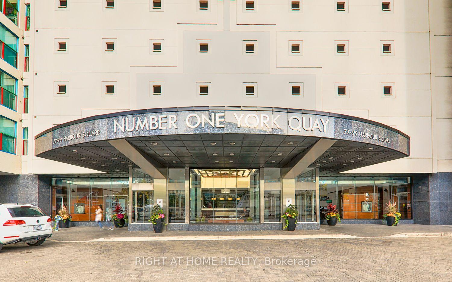 Photo 2 of Unit 2012, 99 Harbour Square, Toronto, Waterfront Communities — HOMEH