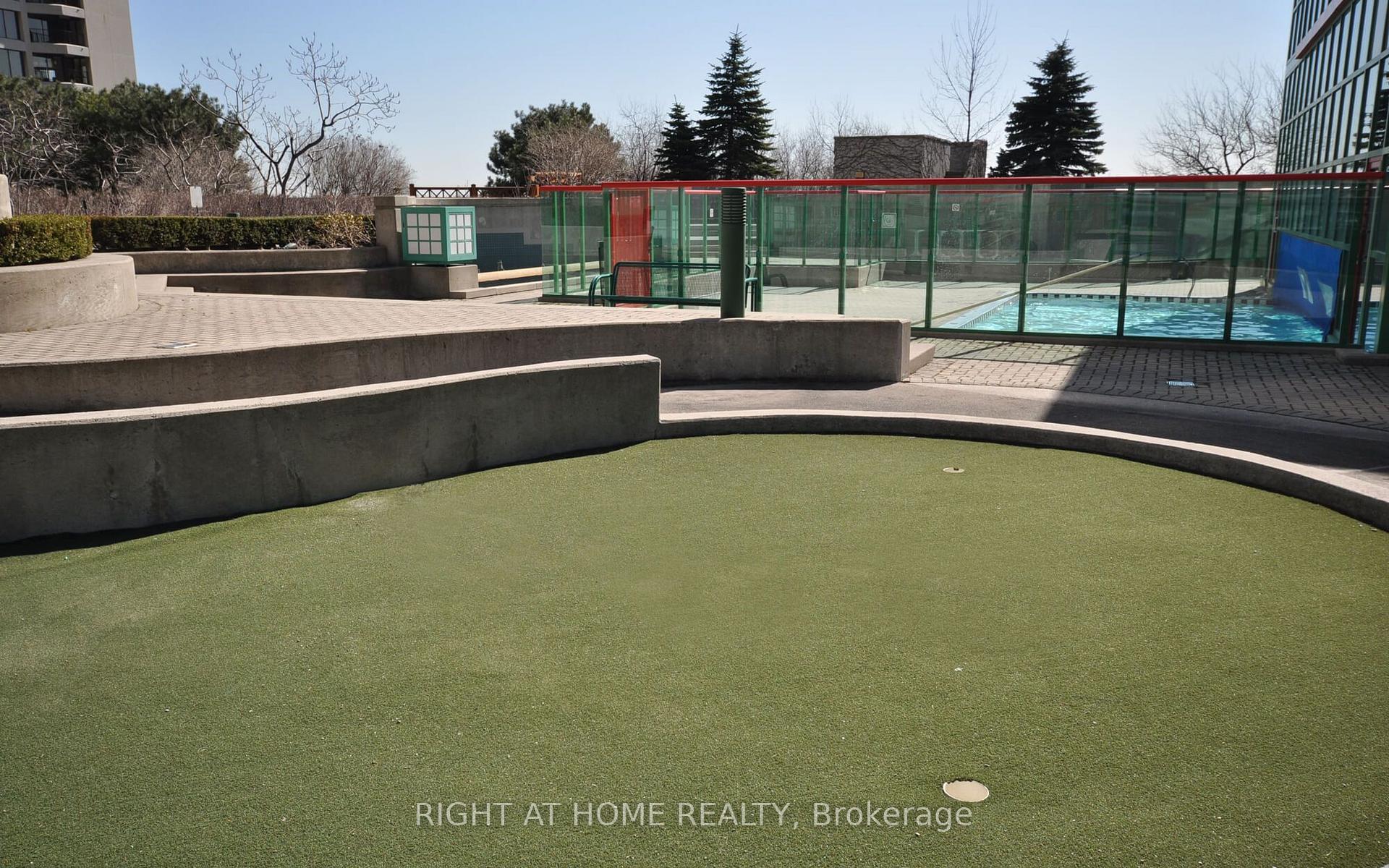 Photo 28 of Unit 2012, 99 Harbour Square, Toronto, Waterfront Communities — HOMEH
