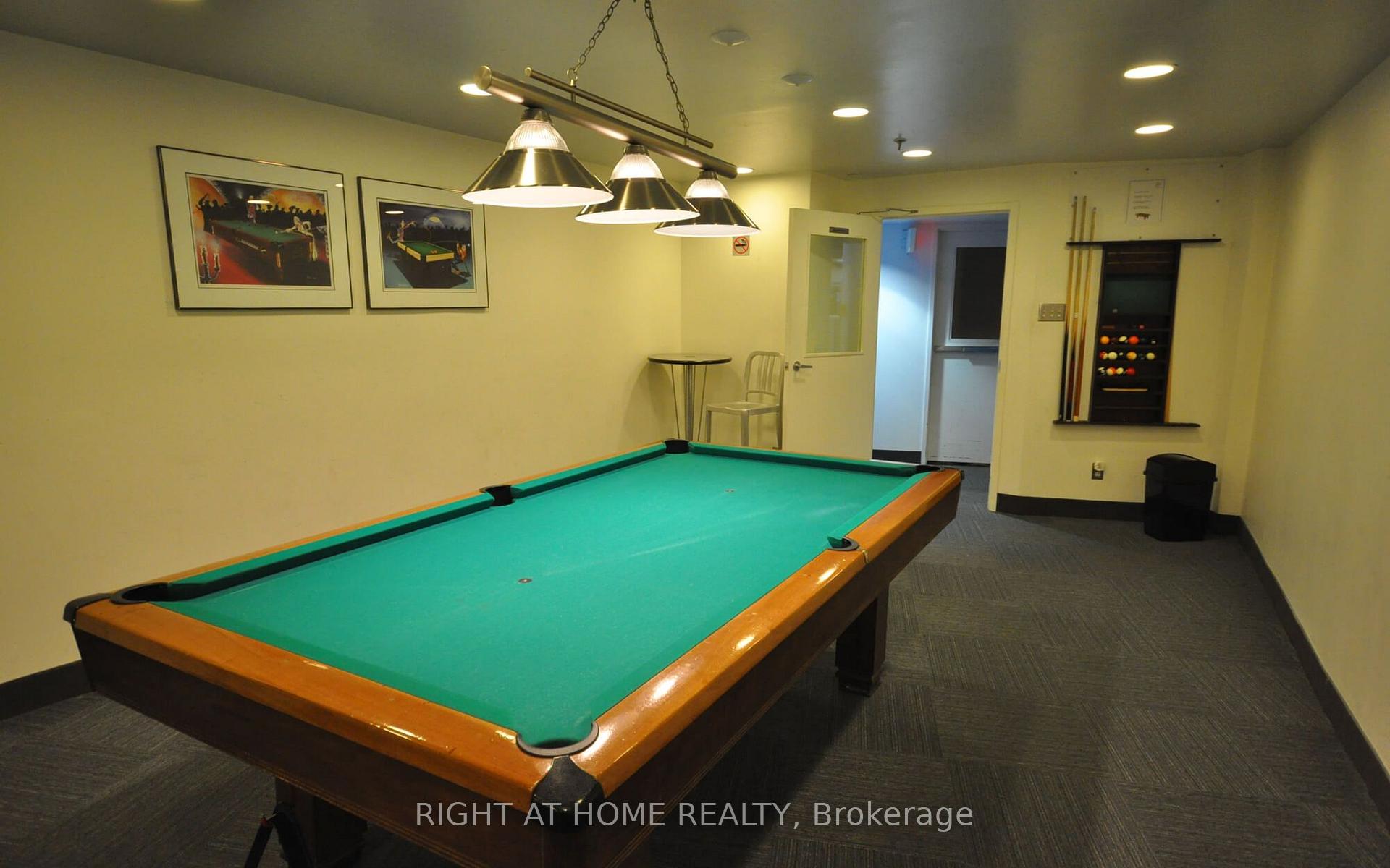 Photo 30 of Unit 2012, 99 Harbour Square, Toronto, Waterfront Communities — HOMEH