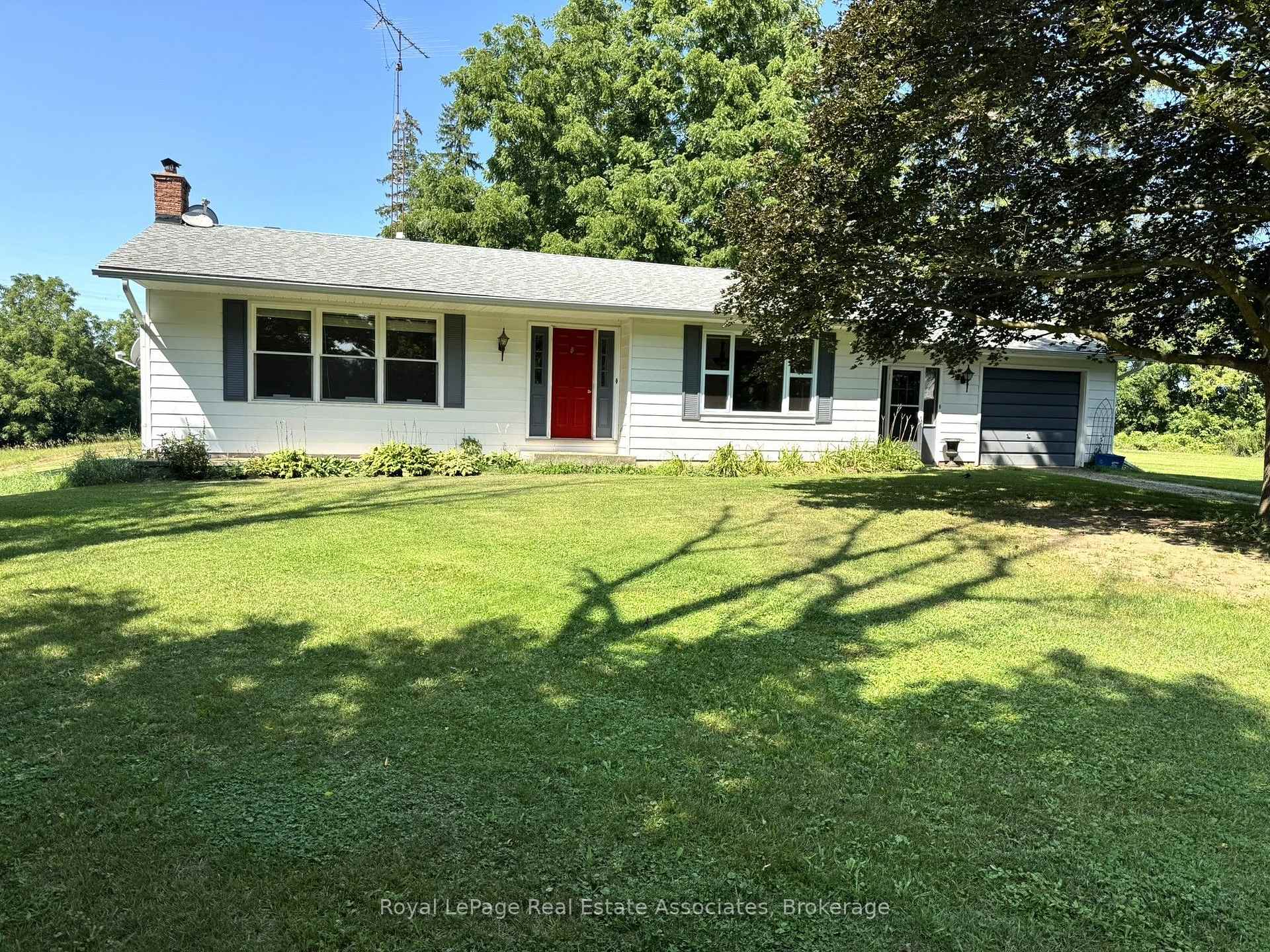 Photo 2 of 11674 Fifth Line, Halton Hills, Rural Halton Hills — HOMEH