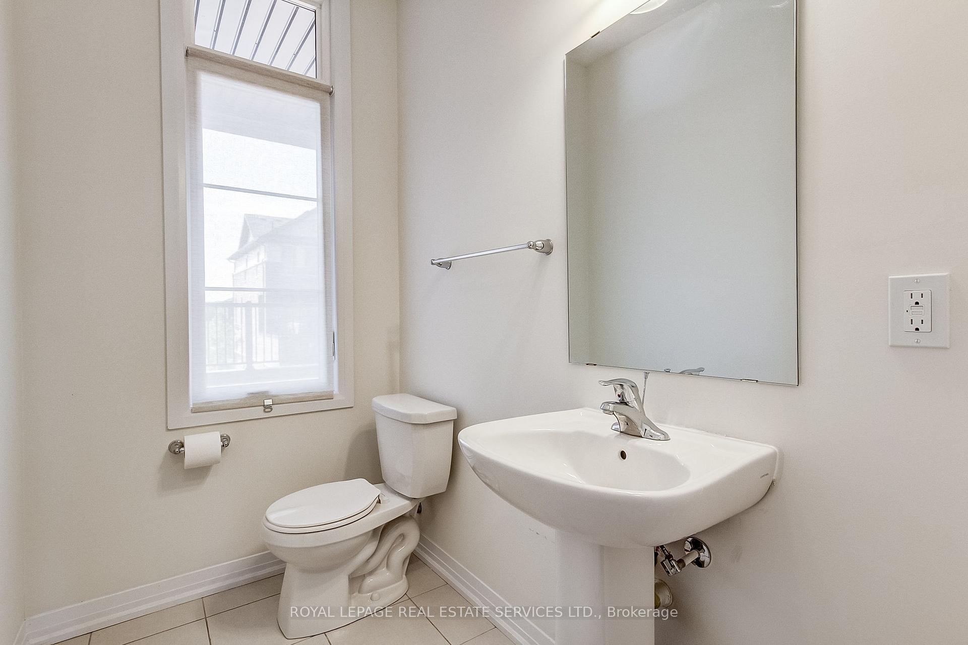 Photo 12 of Unit 31, 400 Newman Drive, Cambridge, Westview — HOMEH