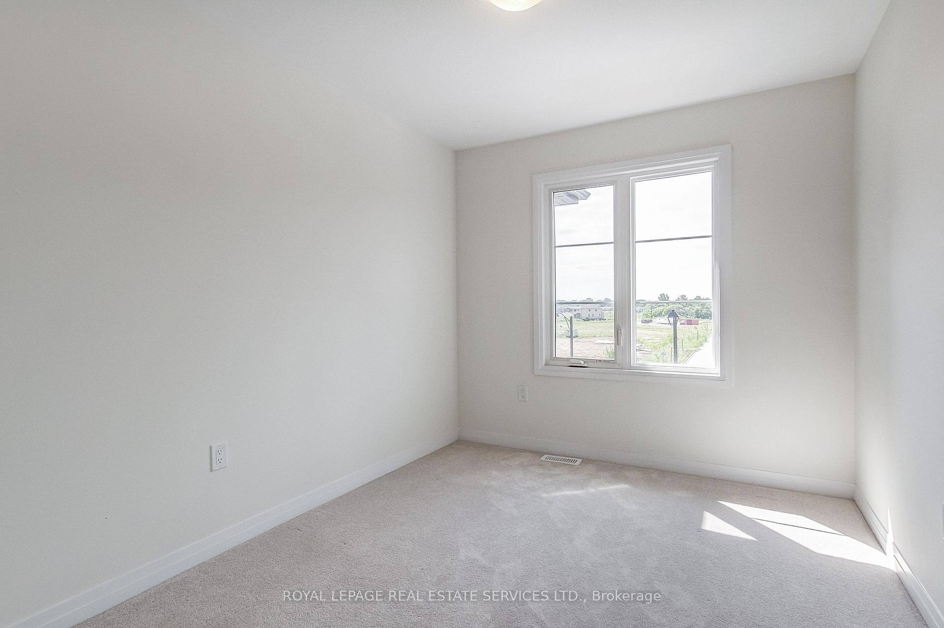 Photo 25 of Unit 31, 400 Newman Drive, Cambridge, Westview — HOMEH