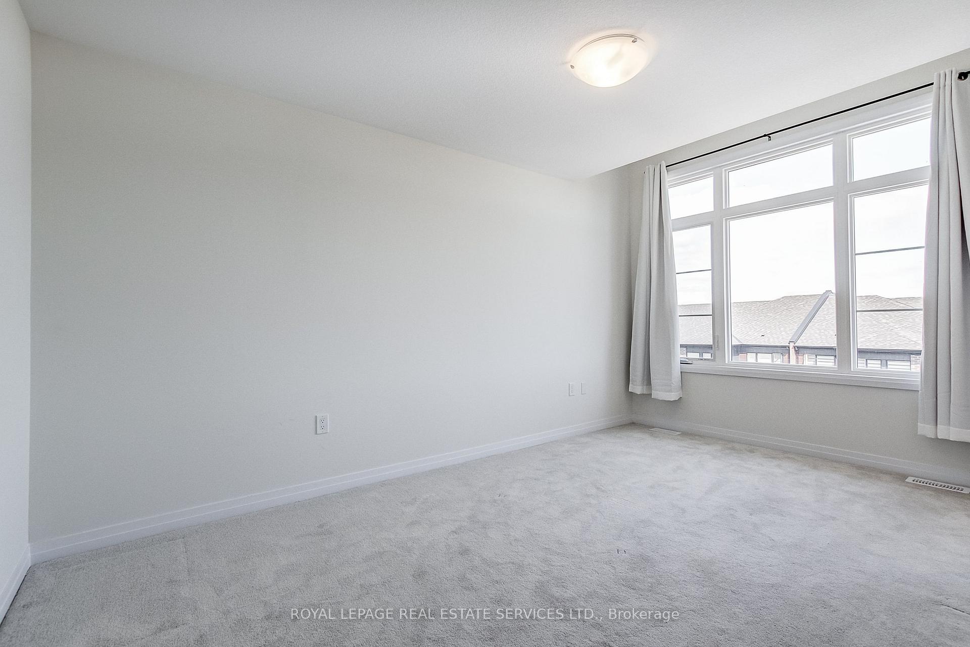 Photo 37 of Unit 31, 400 Newman Drive, Cambridge, Westview — HOMEH