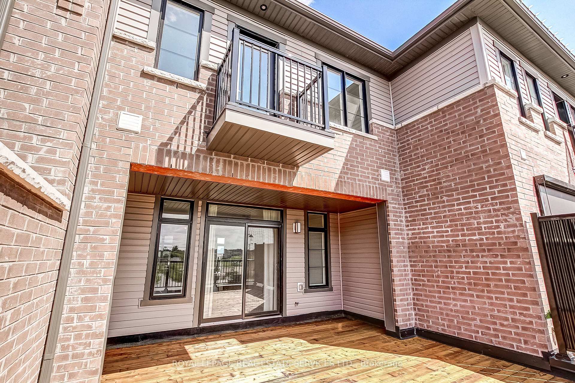 Photo 41 of Unit 31, 400 Newman Drive, Cambridge, Westview — HOMEH