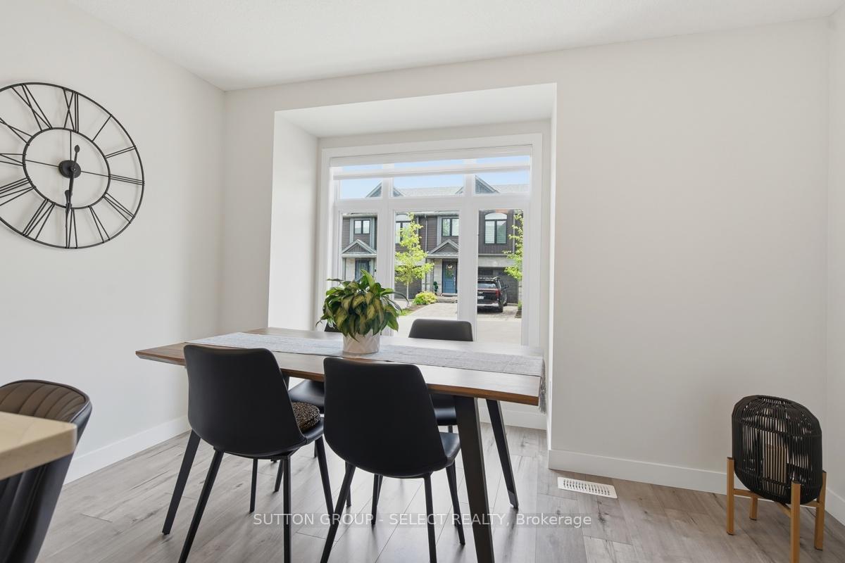 Photo 12 of Unit 21, 1110 Meadowlark Ridge, London, South U — HOMEH