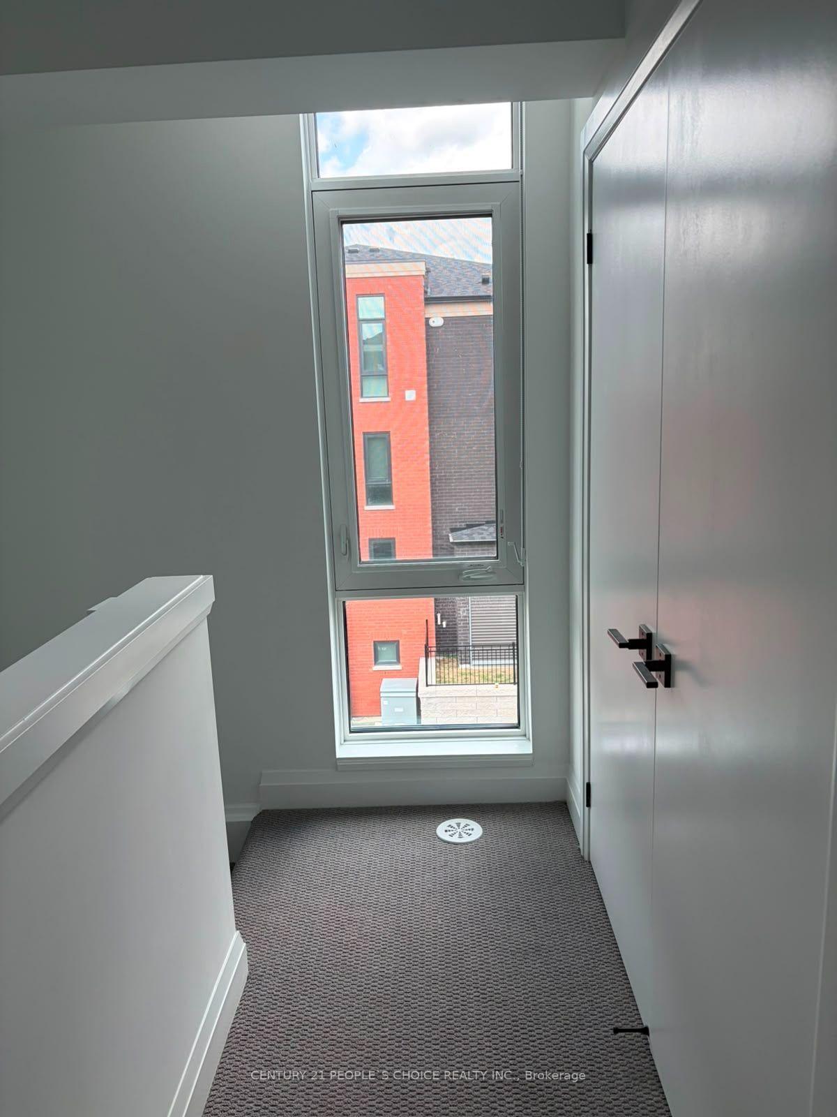 Photo 2 of Unit 3, 5 Romily Avenue, Brampton, Northwest Brampton — HOMEH