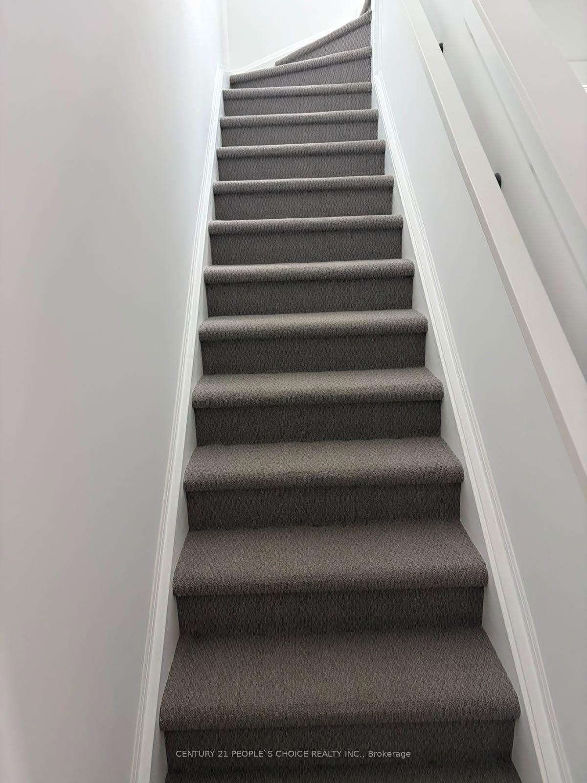 Photo 9 of Unit 3, 5 Romily Avenue, Brampton, Northwest Brampton — HOMEH