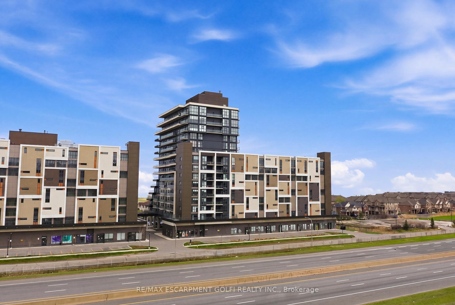 Photo 1 of Unit 1504, 550 North Service Road, Grimsby, Grimsby Beach — HOMEH
