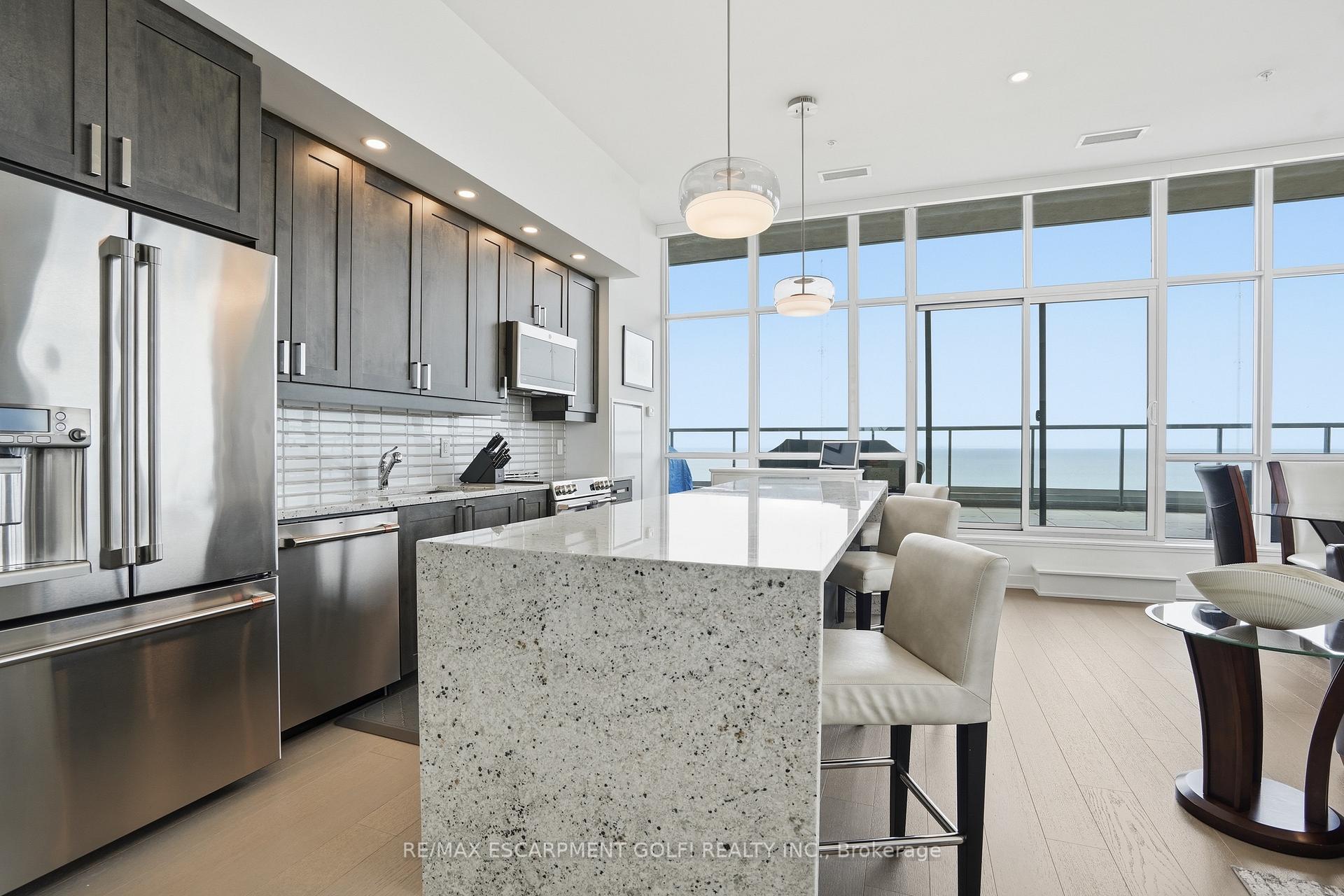 Photo 15 of Unit 1504, 550 North Service Road, Grimsby, Grimsby Beach — HOMEH