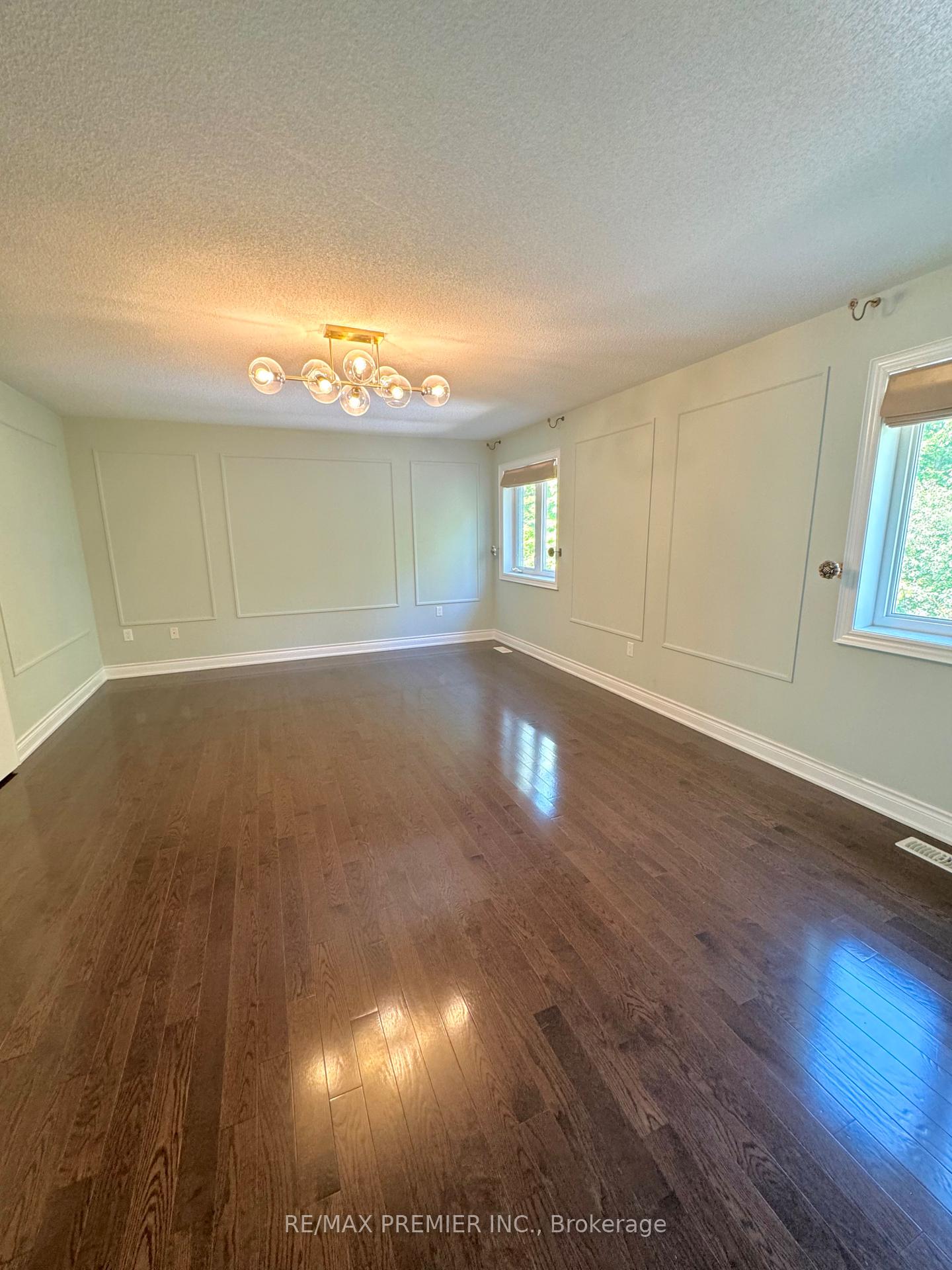 Photo 11 of 67 Cappella Drive, Vaughan, Vellore Village — HOMEH
