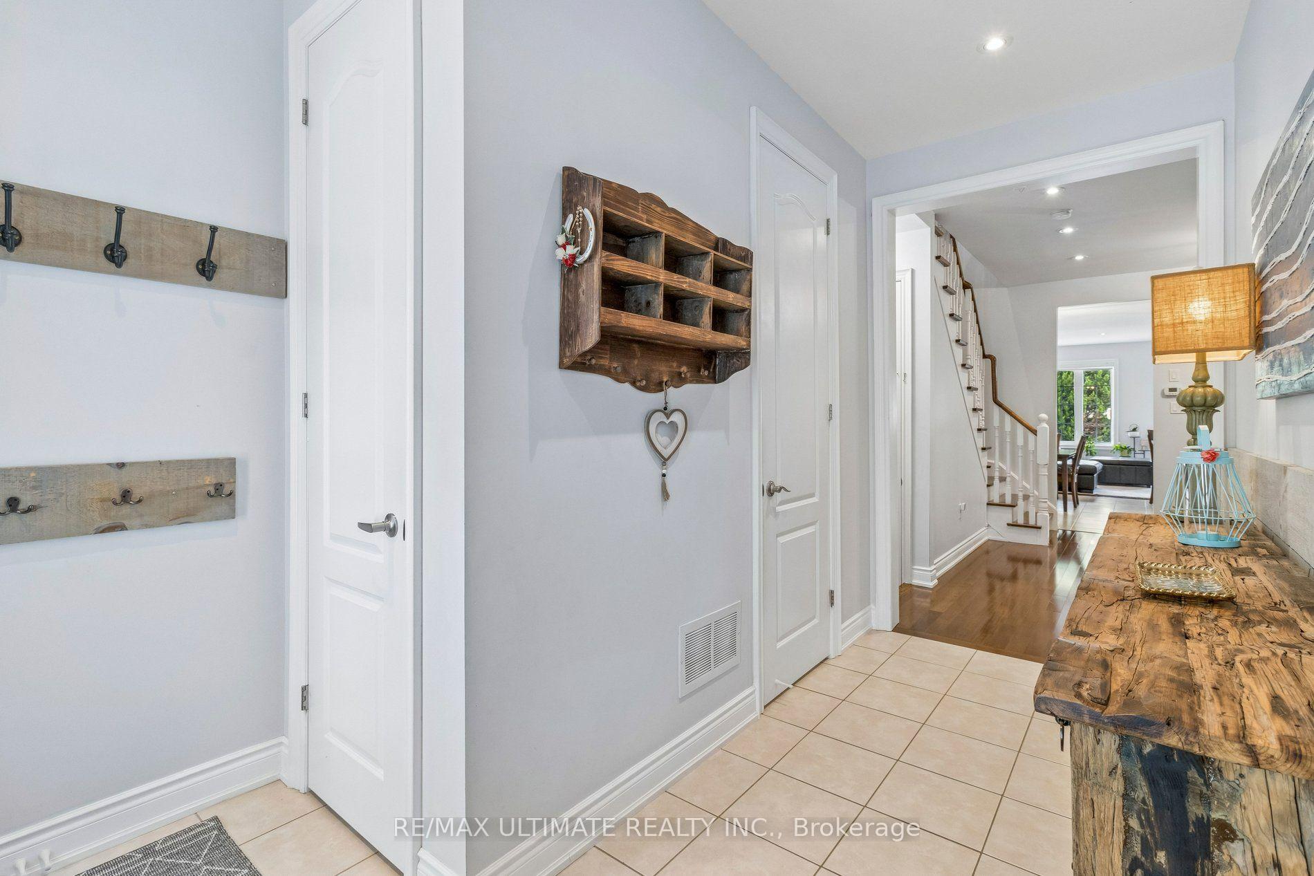 Photo 5 of 259 Wardlaw Place, Vaughan, Vellore Village — HOMEH