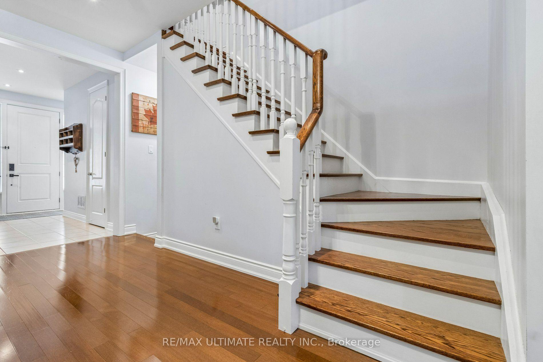 Photo 13 of 259 Wardlaw Place, Vaughan, Vellore Village — HOMEH