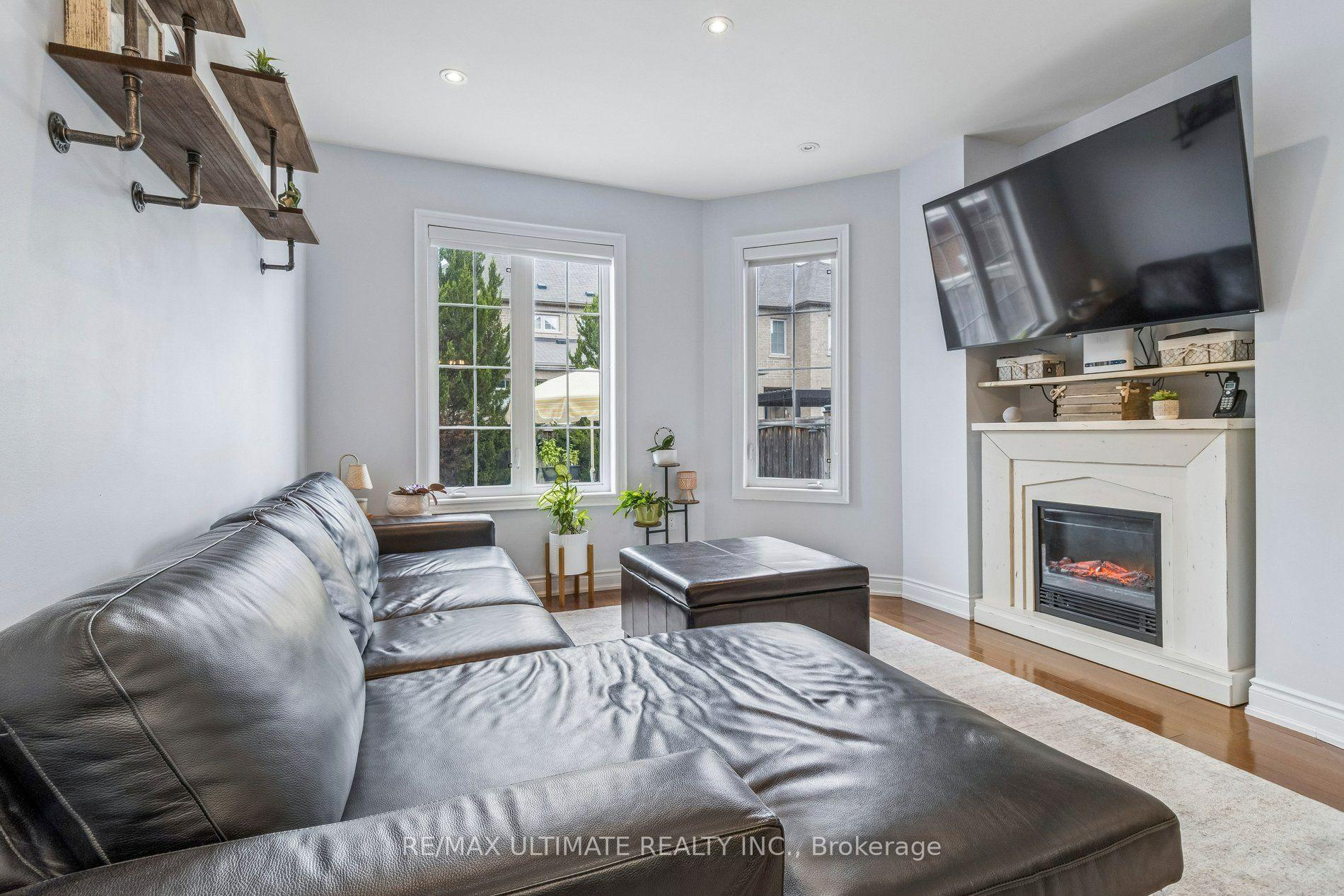 Photo 14 of 259 Wardlaw Place, Vaughan, Vellore Village — HOMEH